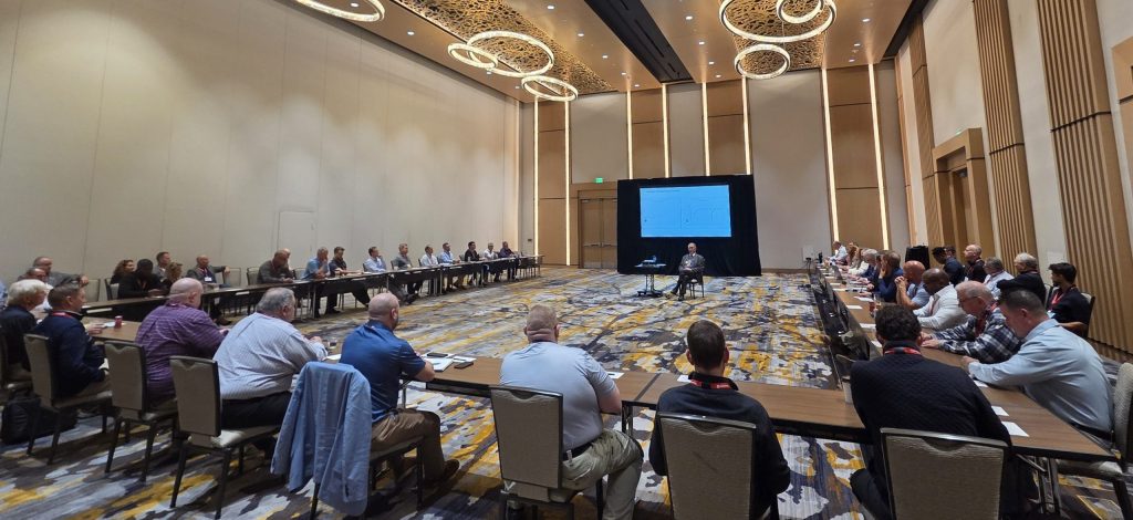 Distributor/Fabricator Committee Session