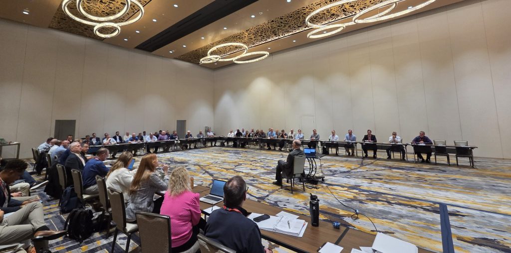 Distributor/Fabricator Committee Session